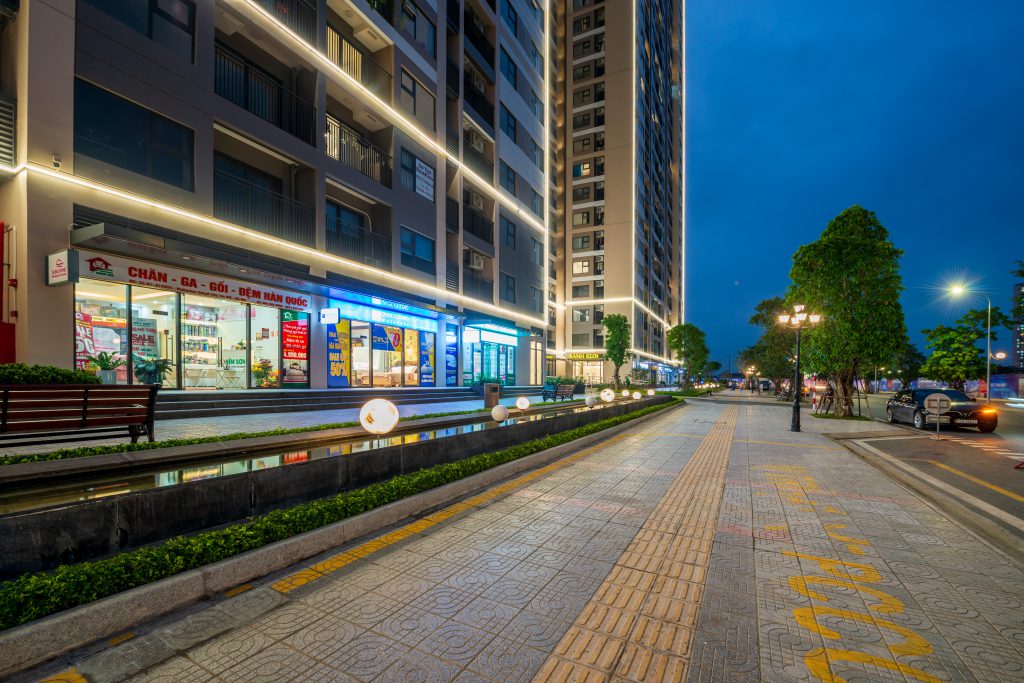 cho thuê shophouse chân đế vinhomes smart city