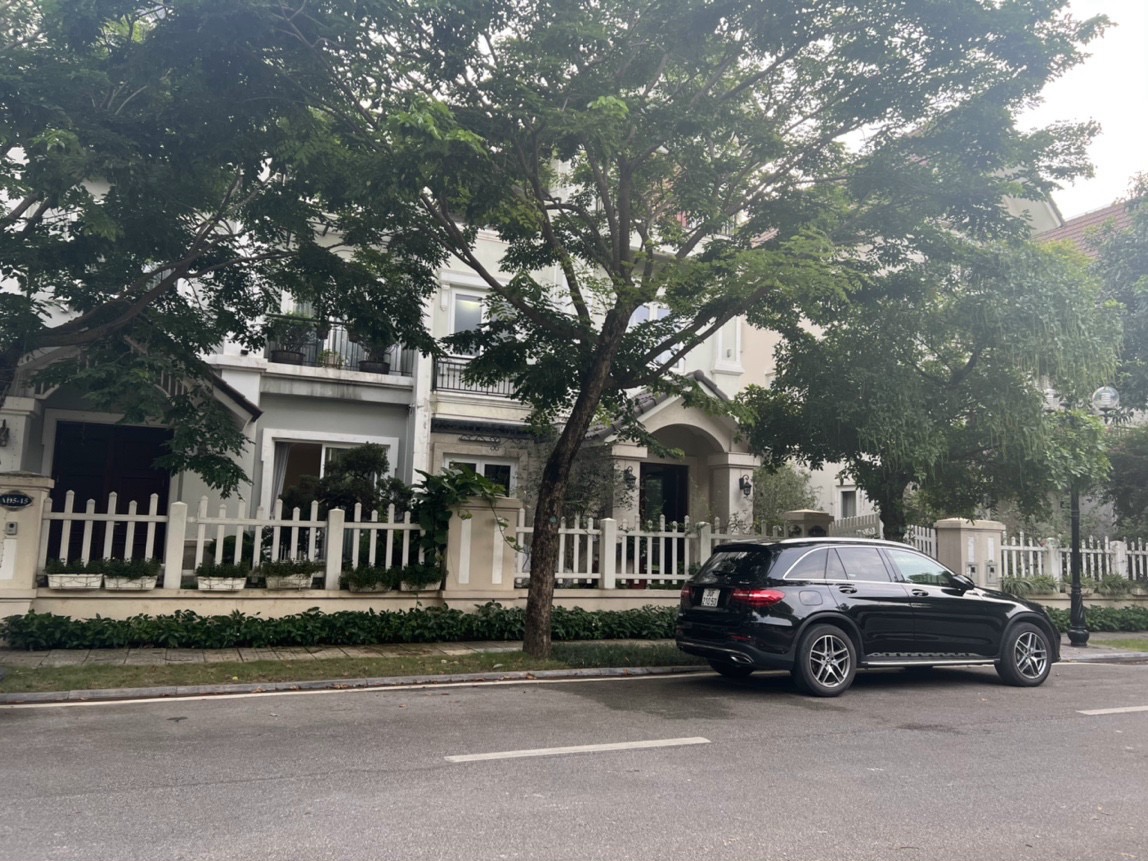 1284c9c700f2bc7e7bd3d94ee70a039a