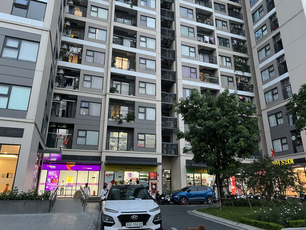 cho-thue-shophouse-shop-chan-de-vinhomes