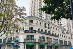 Nên chọn shop chân đế hay shophouse TMDV tại Vinhomes Smart City? Phân tích chi tiết cho nhà đầu tư & kinh doanh