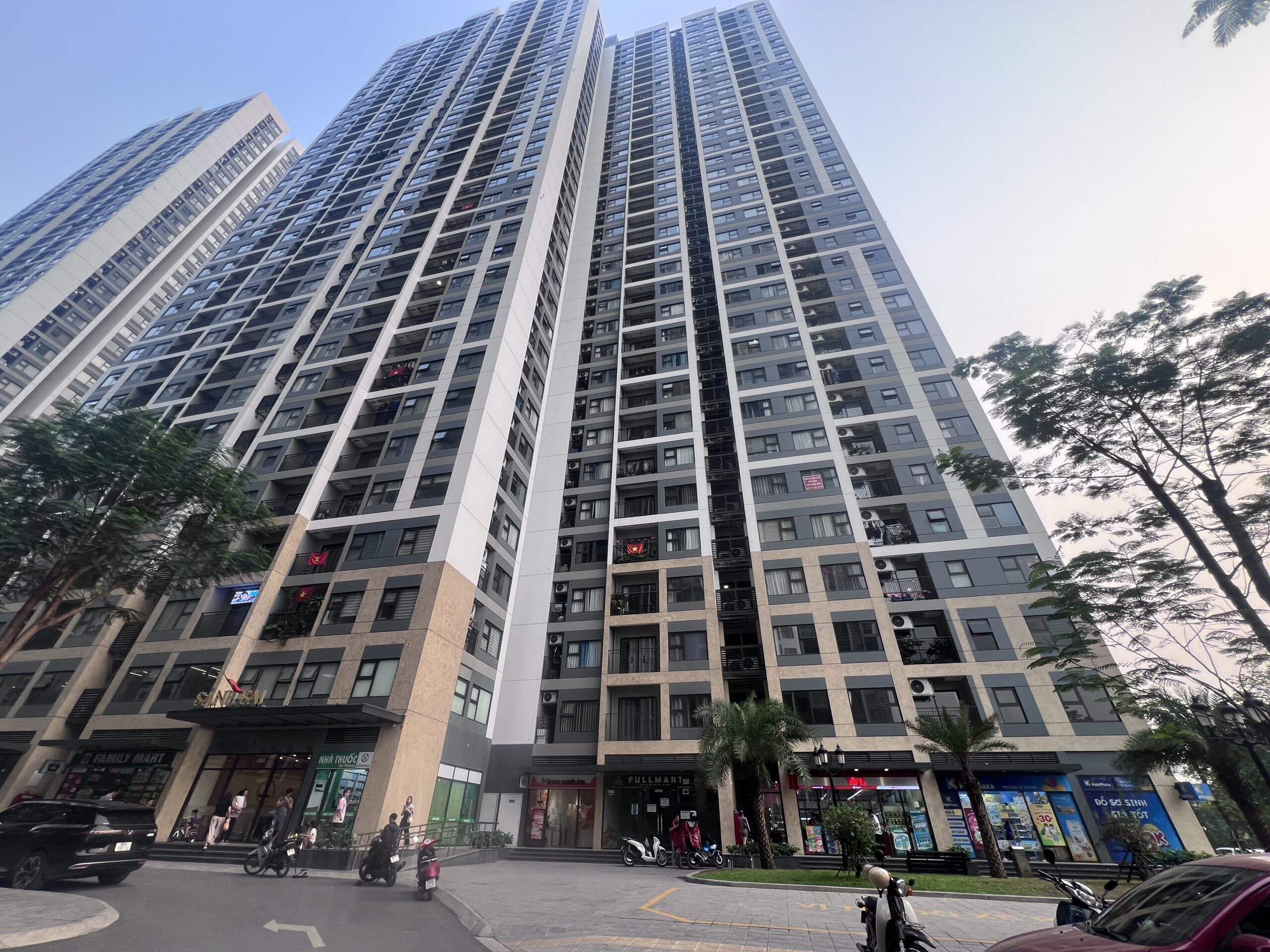 Bán Shop Chân Đế Vinhomes Smart City 35m² dòng tiền ổn định